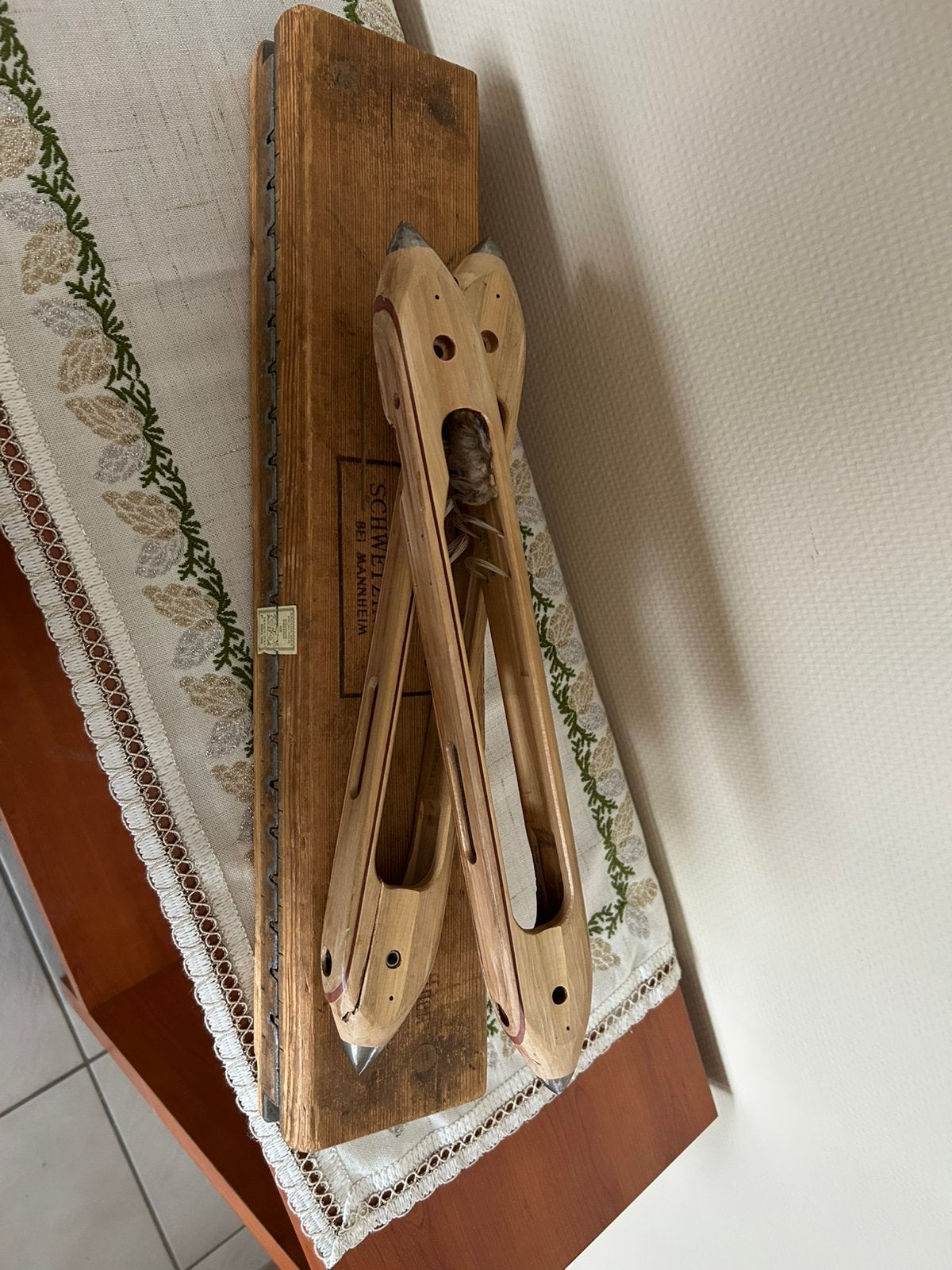 Schietspielen voor een weefgetouw, Enlèvement