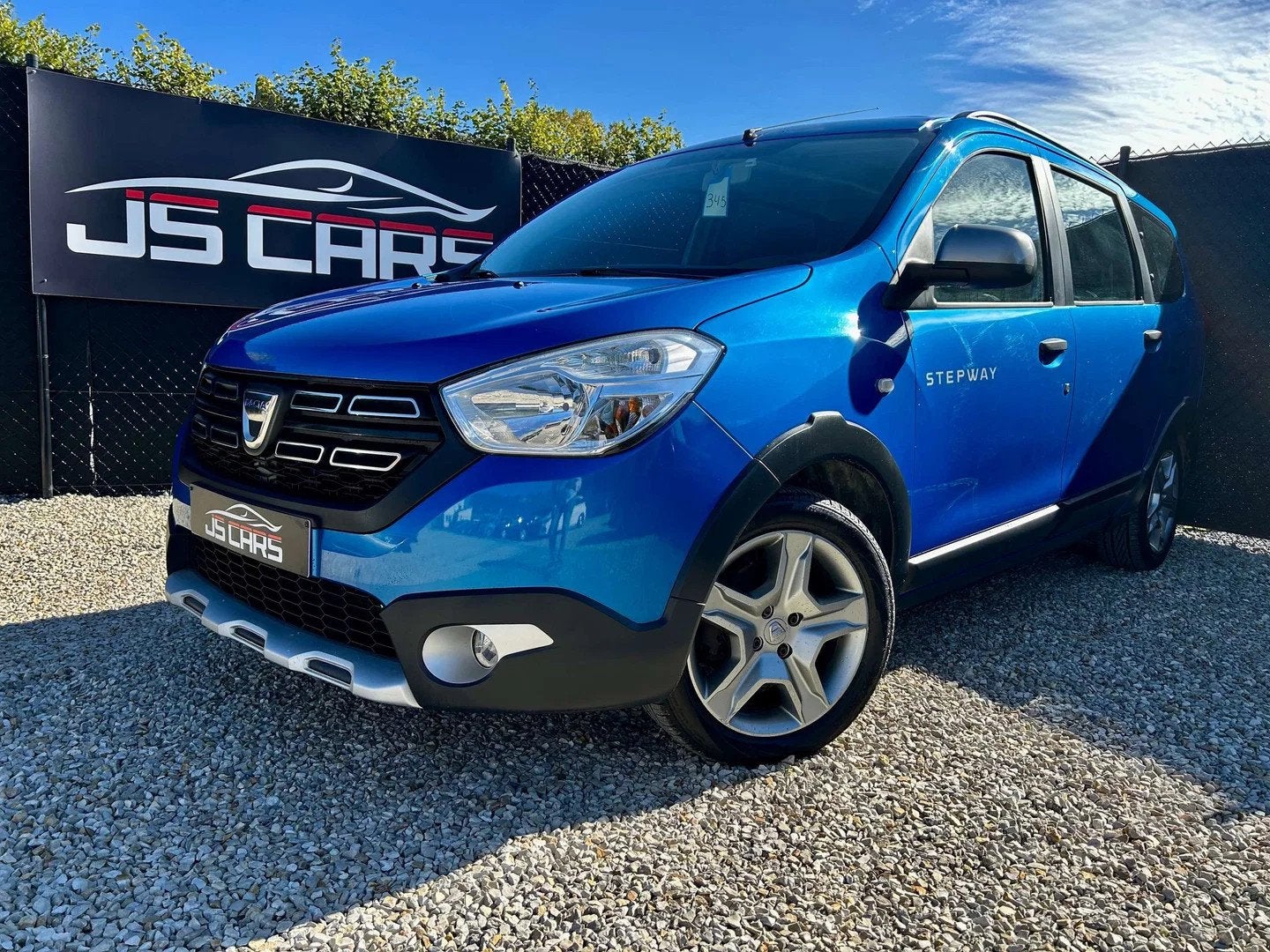 Dacia Lodgy Stepway 1.2i Urban Explorer 7places*1er PROP*049, Autos, 1197 cm³, Achat, Euro 6, Entreprise