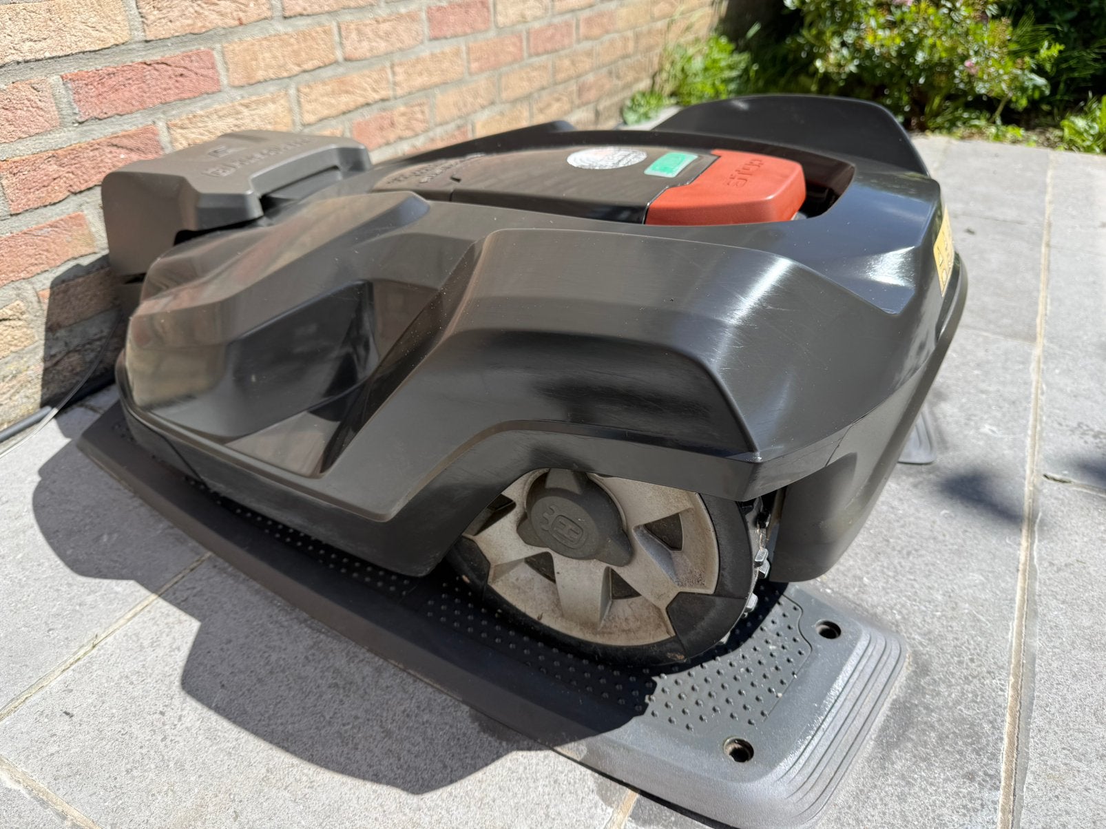 Husqvarna Automower 330X (Carte mère 430X upgradée), Ophalen, Gebruikt