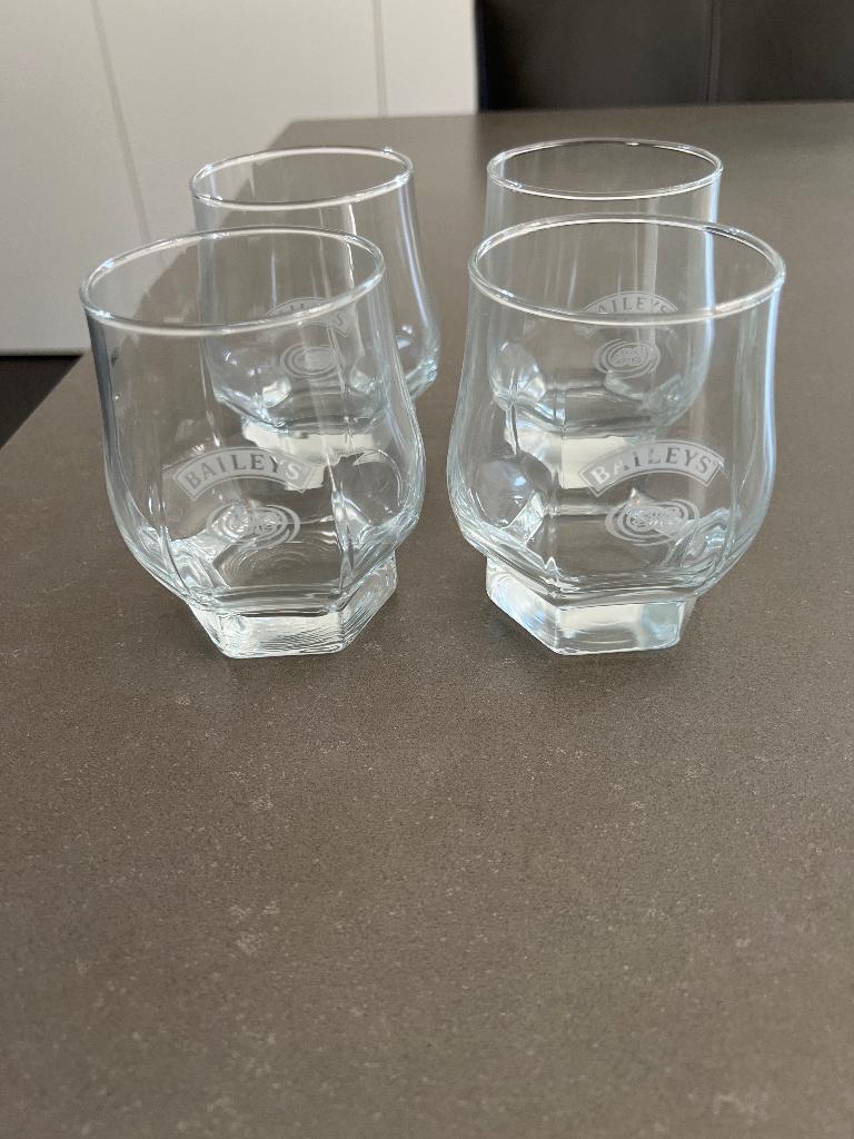 Baileys glazen, Verzamelen, Ophalen of Verzenden, Nieuw, Borrel- of Shotglas