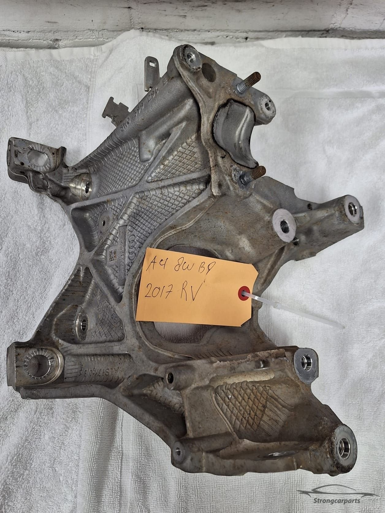 Motorsteun Audi A4 8W 8W0399296E Rechts, Gebruikt, -, -, -