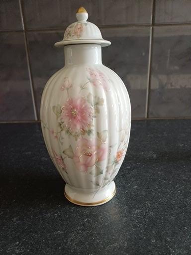 Limoges kruidenpot mooie met goud belegd randen., Ophalen