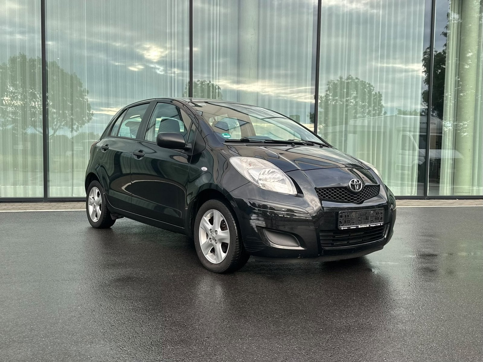 Yaris 1.0 (2009) I Historique complet I Climatisation, Autos, Euro 5, Noir, 5 portes, Particulier