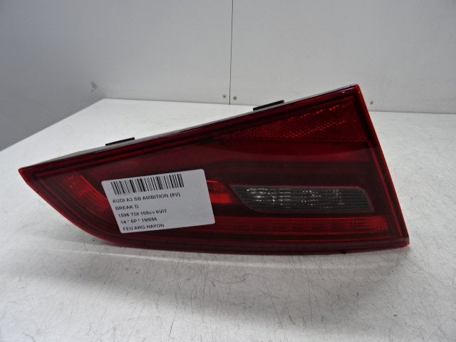 ACHTERLICHT LINKS ACHTERKLEP A3 (8V1 / 8VK) (8V4945093A), Gebruikt, Mevr. I. Hauben, Audi, Rue de l'Espoir 34 34
4030  GRIVEGNÉE, BE