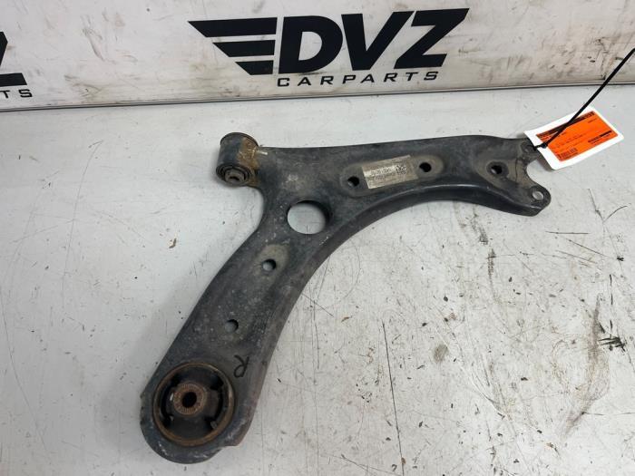 Draagarm rechts-voor van een Hyundai I30, Autos : Pièces & Accessoires, Suspension & Châssis, Hyundai, Utilisé, 3 mois de garantie