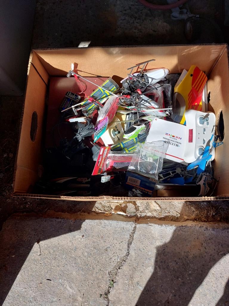 Hélicoptère télécommandé, Enlèvement ou Envoi, Hélicoptère