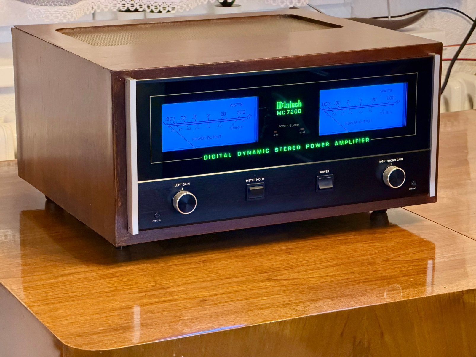 Mcintosh MC7200 Stereo Power Amplifier 2x200W, Enlèvement, Utilisé