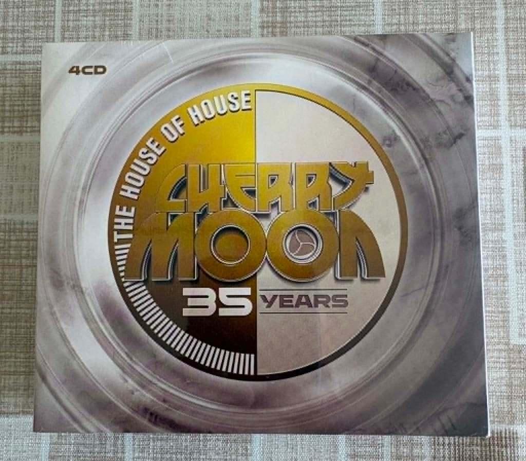 Various - Cherry Moon 35 Years - 4CD (CD), Cd's en Dvd's, Ophalen of Verzenden, Nieuw in verpakking, Dance Populair
