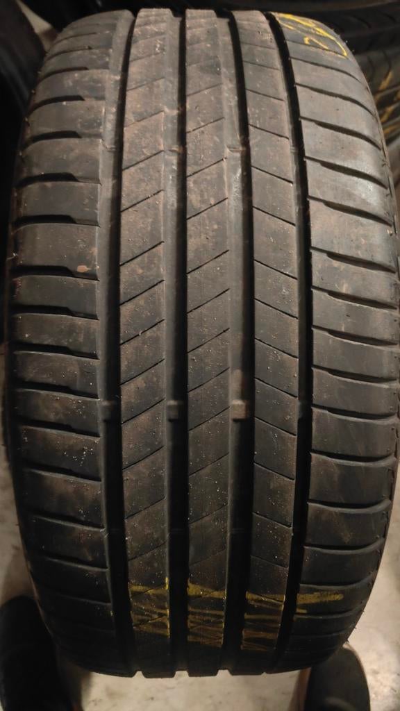 225/40r18 Bridgestone 50€ chacun avec assemblage et équilibr, Enlèvement