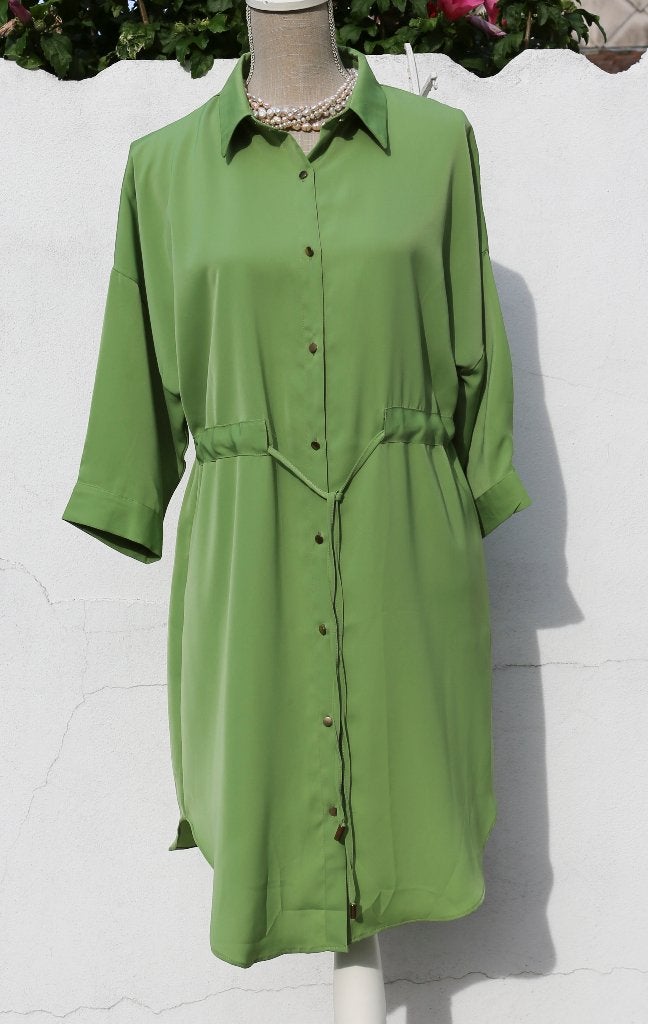 Jolie robe neuve verte - Taille M - Esquiss's, Vêtements | Femmes, Robes, Neuf, Taille 38/40 (M), Enlèvement ou Envoi, Esquiss's