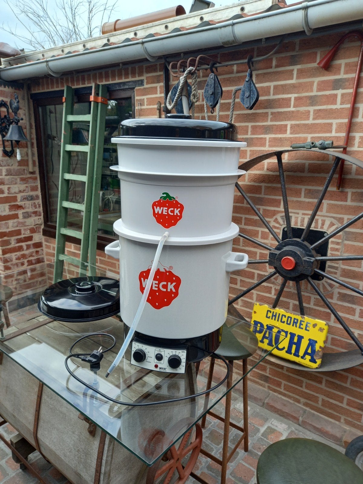 Weck pot met sap mand  .zo goed als nieuw ., Ophalen