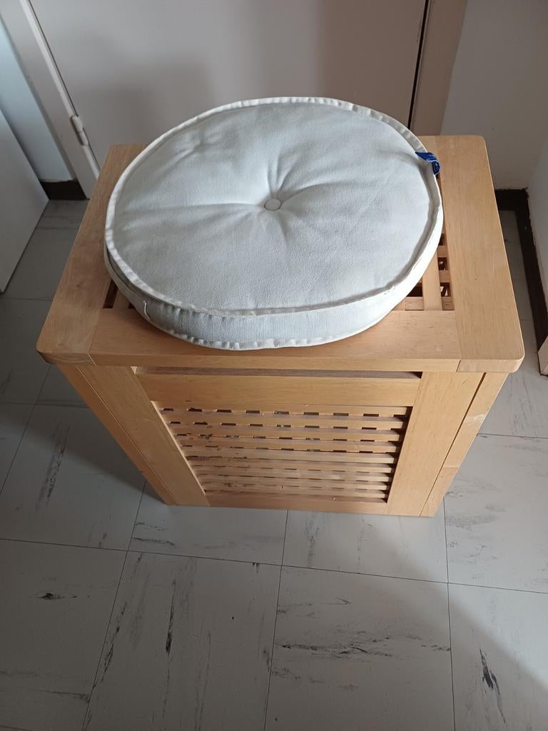 Joli caisson en bois hêtre H56 x L54 x l38, Enlèvement, Utilisé
