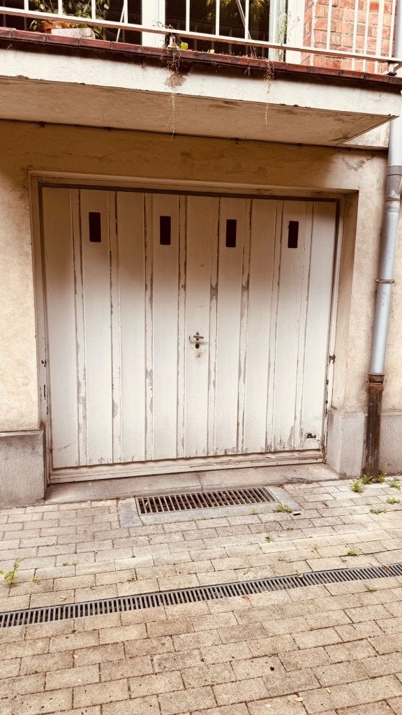Garage Box