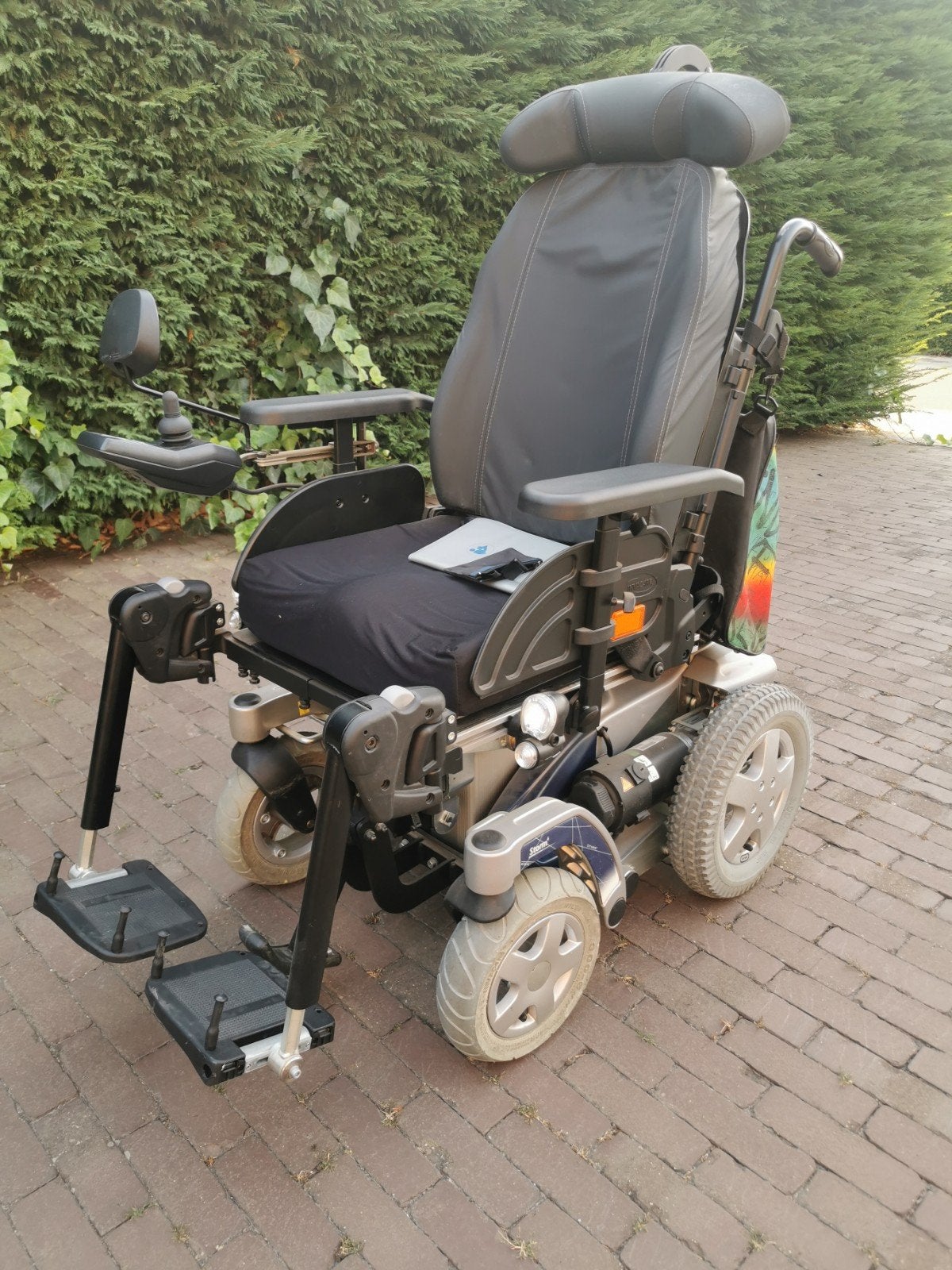 fauteuil roulant électrique invacare storm 4 état neuf 04888, Enlèvement ou Envoi, Pliant, Comme neuf, Fauteuil roulant électrique