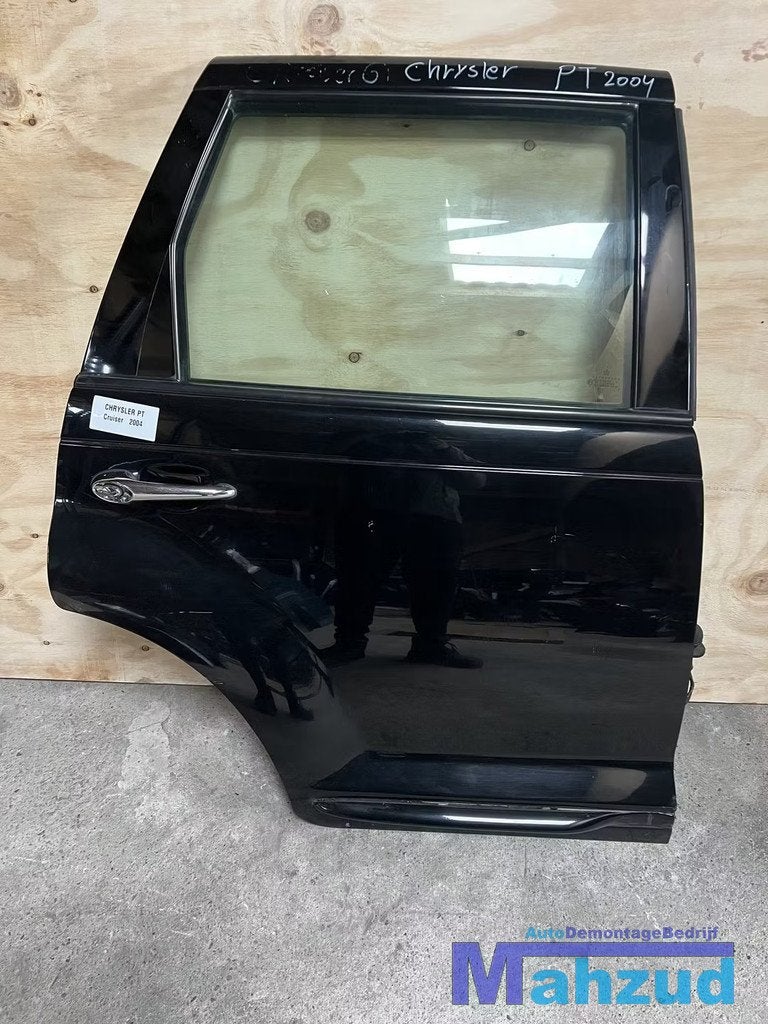CHRYSLER PT CRUISER zwart rechts achter deur 2000-2010, Taurusavenue 1
2132 LS  Hoofddorp, NL, Stellantis N.V., Chrysler, Info@stellantis.com
