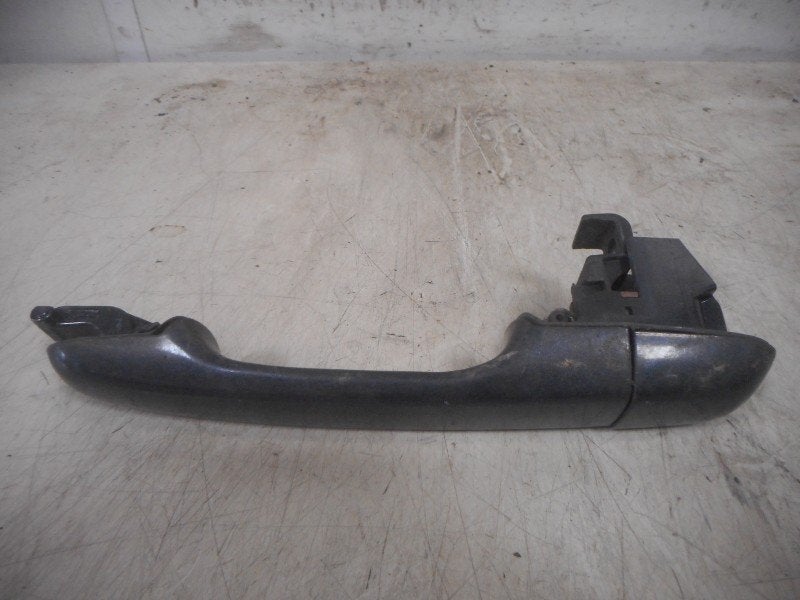 POIGNEE EXTERIEURE ARRIÈRE DROITE Volvo V70 (GW / LW / LZ), Info@volvocars.com, Volvo Car Germany GmbH, Arrière, Siegburger Straße 229
50679  Köln, DE