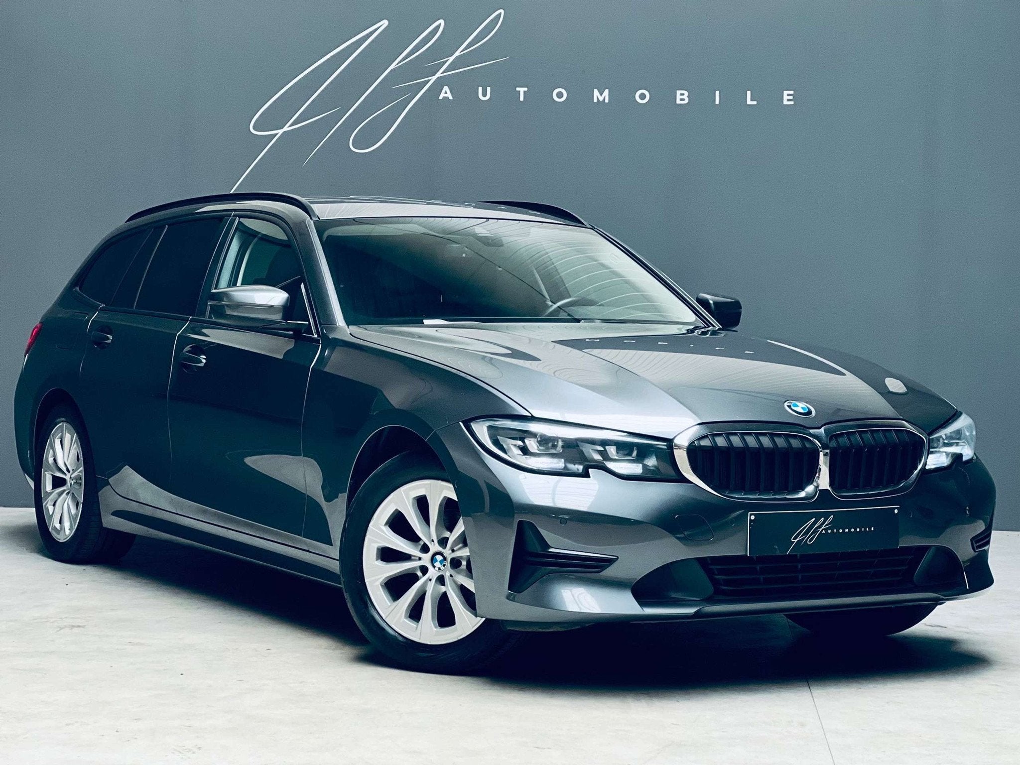 BMW 3 Serie 318 d*AUTOMATIQUE*CARPLAY*LED*CARNET COMPLET*, Autos, Argent ou Gris, Achat, Euro 6, Entreprise