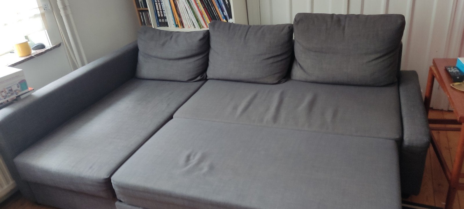 A donner canapé d'angle convertible 3 places+ rangement frit, Ophalen