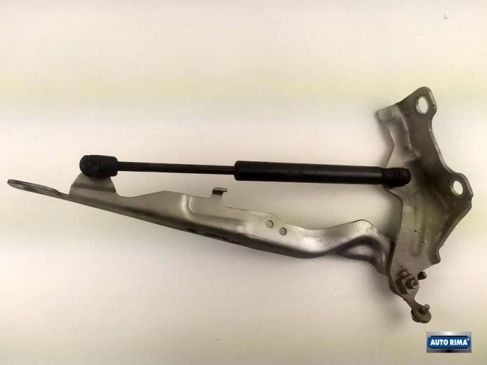 Charnière capot d'un Volvo V70, -, 3 mois de garantie, Utilisé, -
