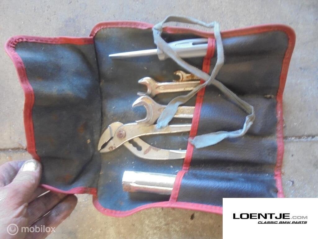 Gereedschapset BMW 02 origineel 1502 1602 1802 2002 etc, Auto-onderdelen, Gebruikt, Ophalen of Verzenden, BMW, BMW