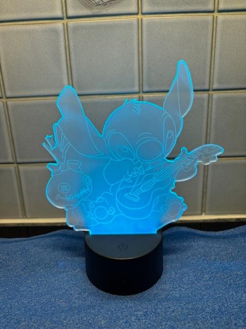 Disney Stitch lumineux avec guitare, Enlèvement, Autres personnages, Neuf, Statue ou Figurine