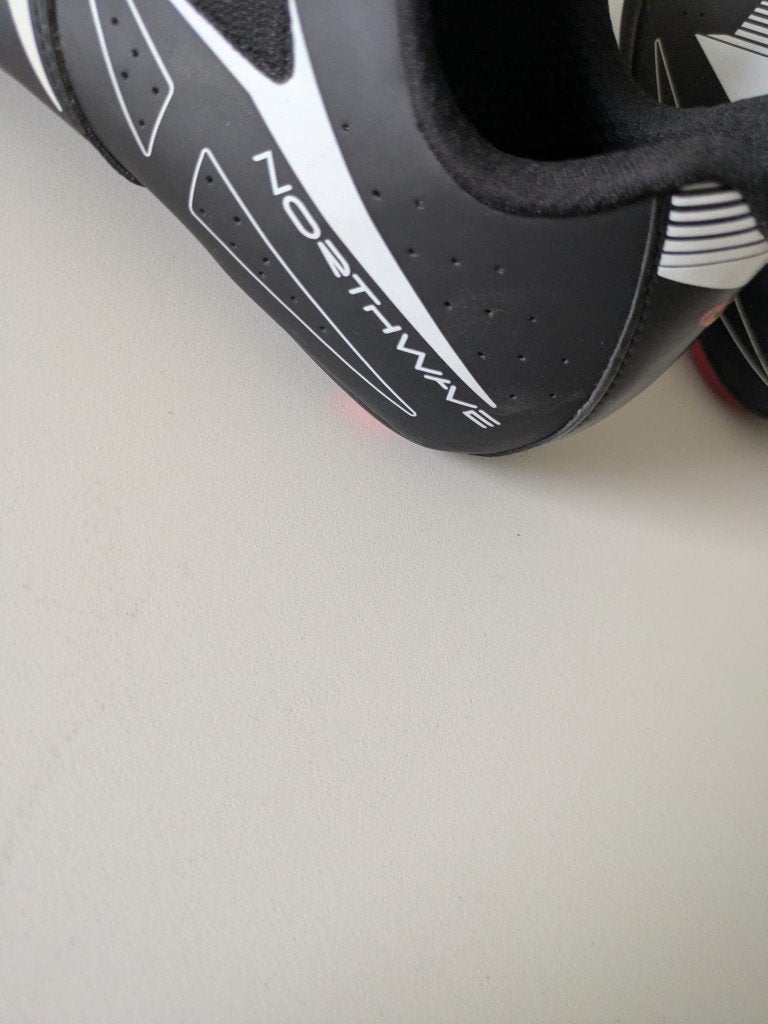 Scorpio 501.1 racefiets - Shimano 105 + helm + fietschoenen, Vélos & Vélomoteurs, Vélos | Vélos de course, Autres marques, Frein sur jante