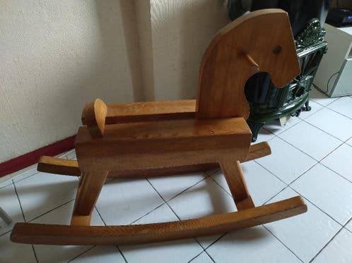 Paard van massief hout, Ophalen, Gebruikt