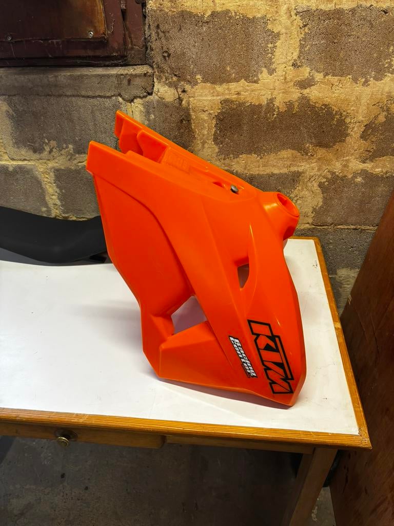 Resevoir grande capaicte KTM 8,5L, Motos, Motos | KTM, Particulier