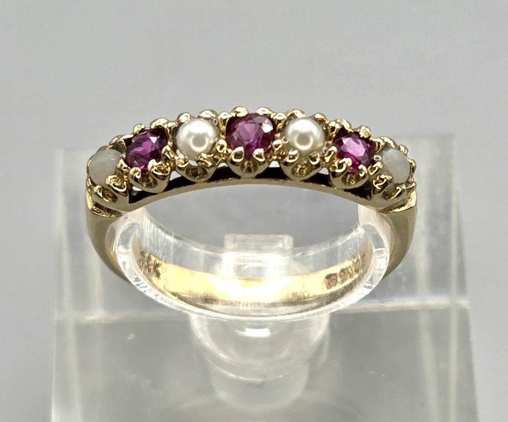 Vintage gouden ring edelstenen robijn en parel. 2026/708, Handtassen en Accessoires, Met edelsteen, Ophalen of Verzenden, Zo goed als nieuw