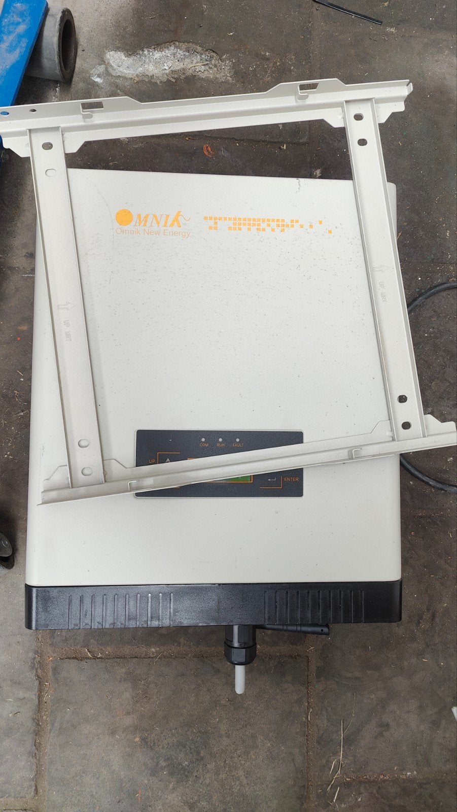 omvormer 3kw, Doe-het-zelf en Bouw, Ophalen, Omvormer