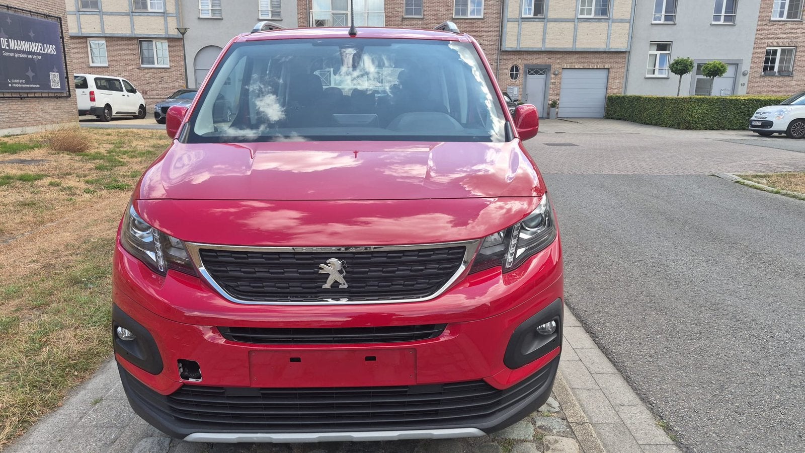 Peugeot Rifter 1.2 Benzine– 2019–137.262 km– Navigatie, Navigatiesysteem, Stof, 7 zetels, Bedrijf