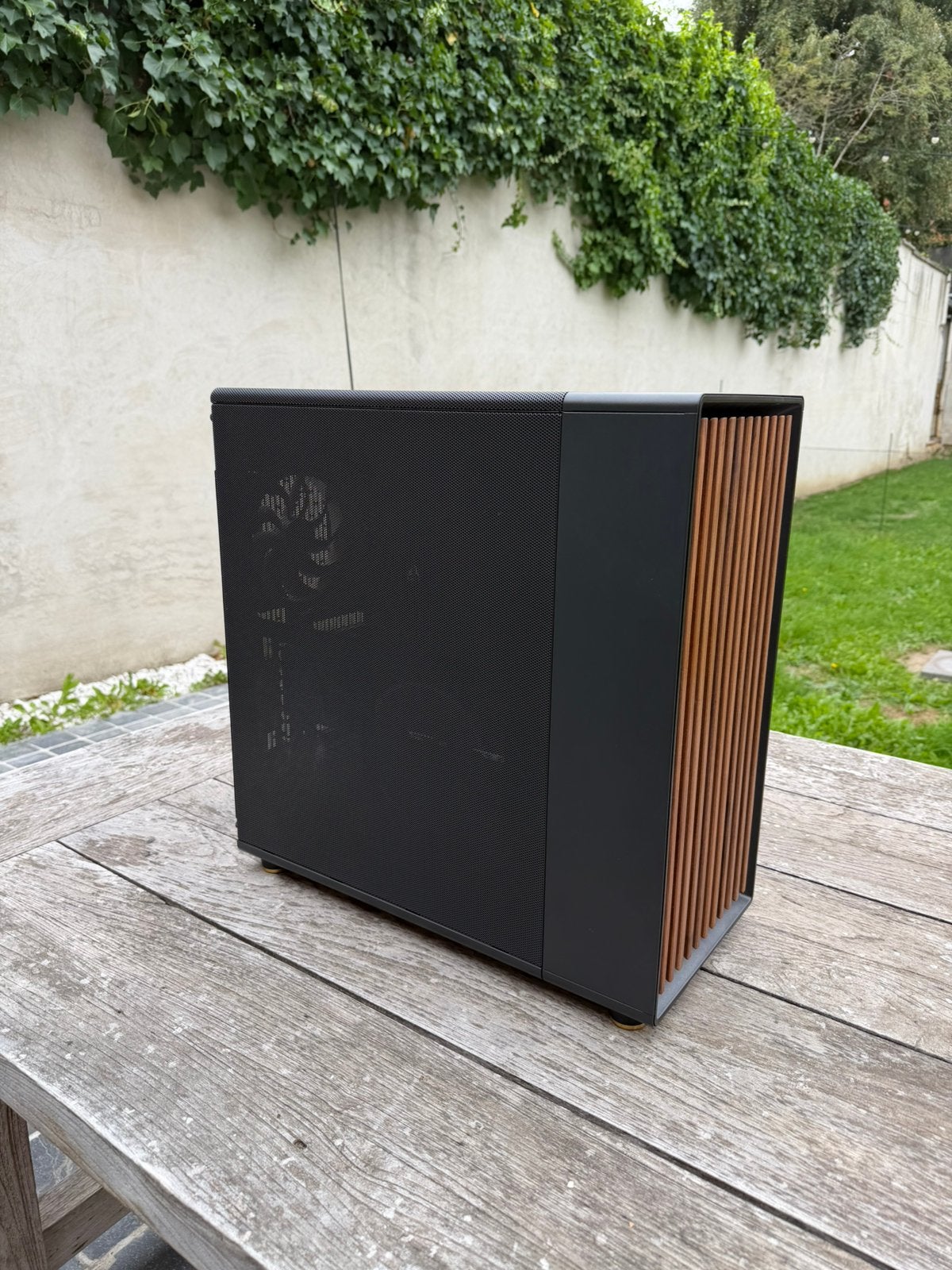 High-end PC – ASUS ROG Astral RTX 5080 + Ryzen 7 9800X3D, Informatique & Logiciels, 32 GB, Comme neuf, 4 Ghz ou plus, SSD