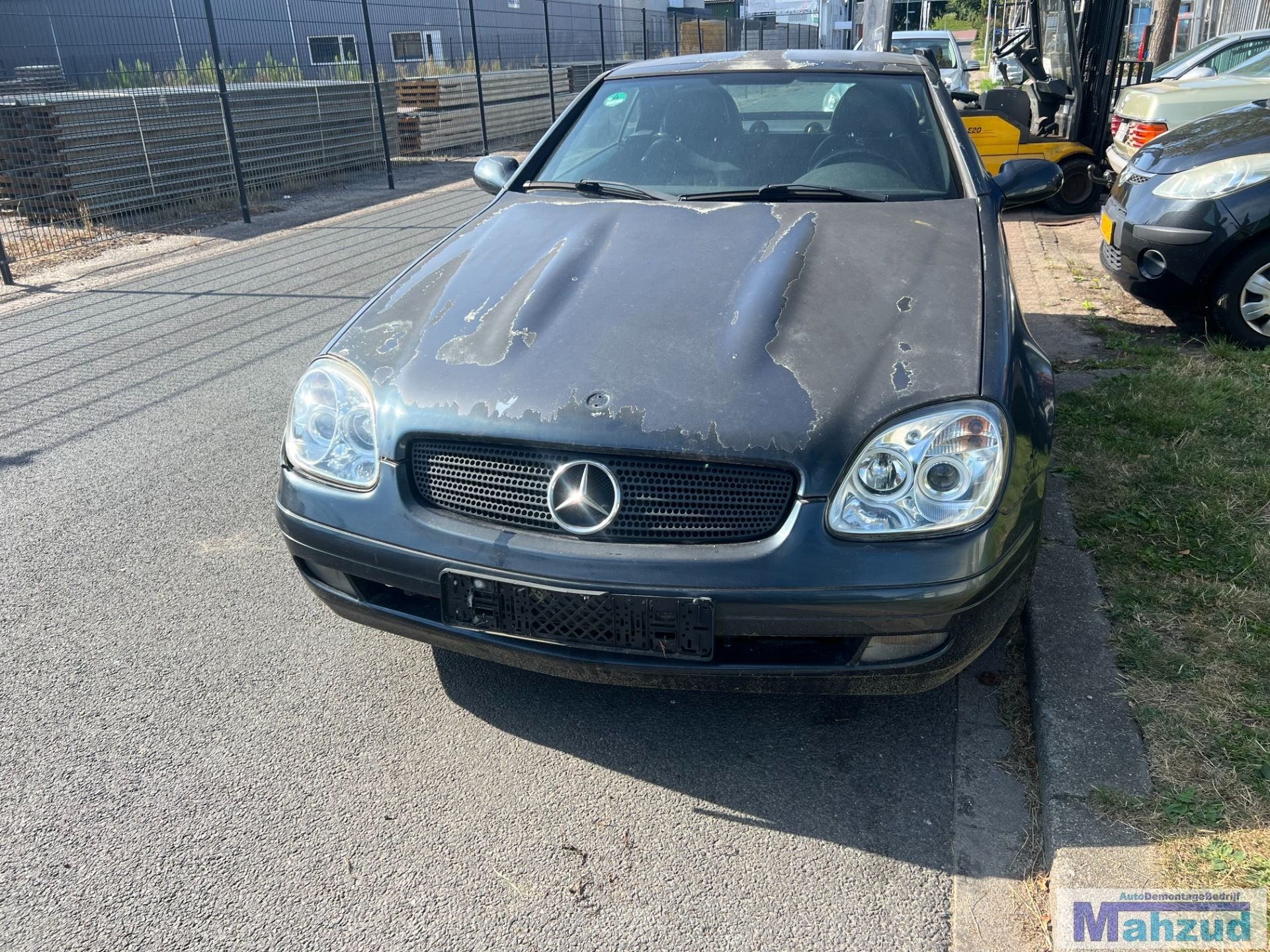 Pi ces de d montage pour Mercedes SLK R170 2.0 bleue H189 11, Mercedes-Benz AG, Mercedes-Benz, Utilisé, Mercedesstrasse 120
70372  Stuttgart, DE