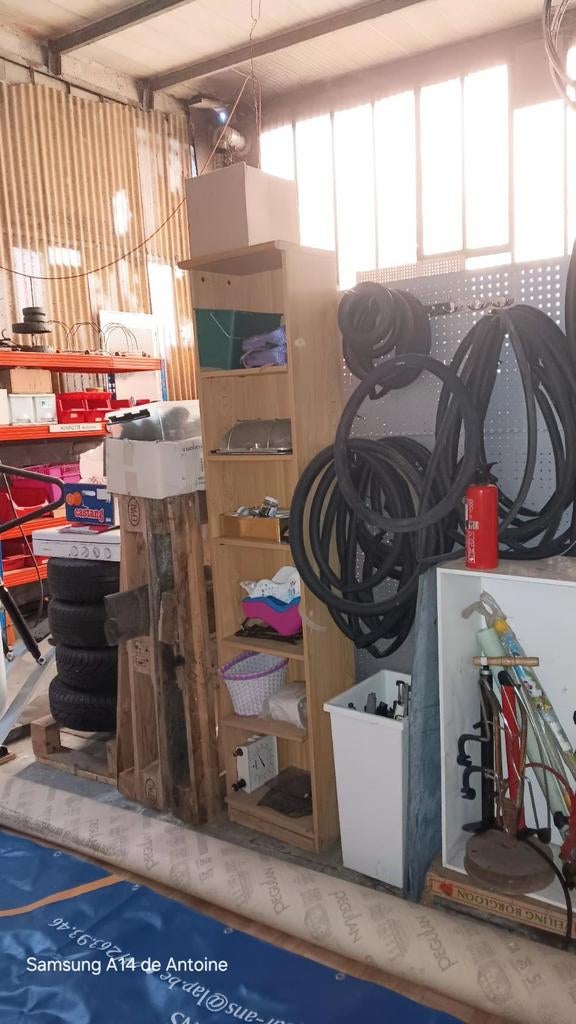 Liquidation atelier vélos amateur, Enlèvement
