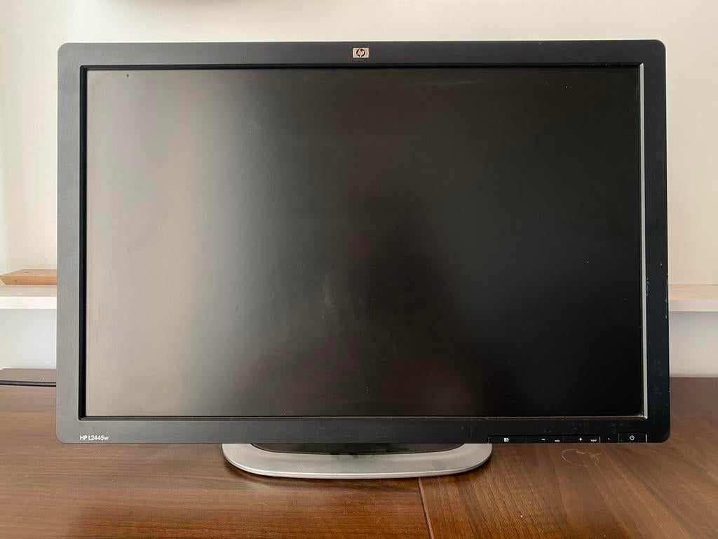 HP L2445w 24” LCD color monitor, Ophalen, DVI, In hoogte verstelbaar