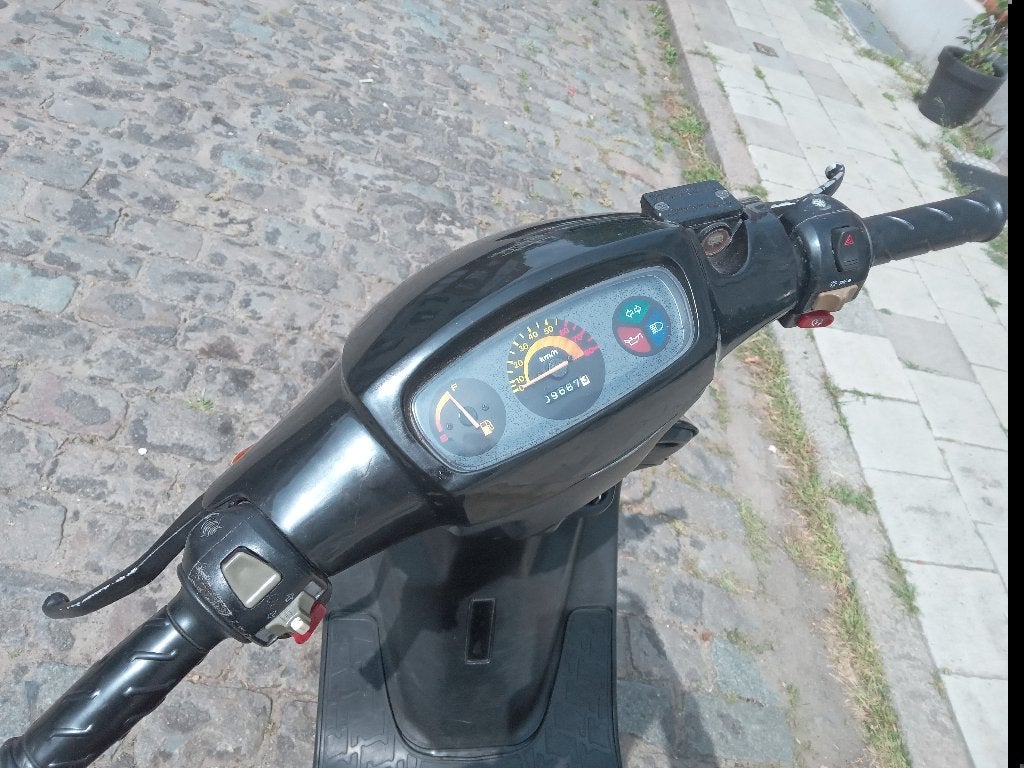 Tgb 101s, Fietsen en Brommers, Scooters | Overige merken, Ophalen, Klasse A (25 km/u), 49 cc, Zo goed als nieuw