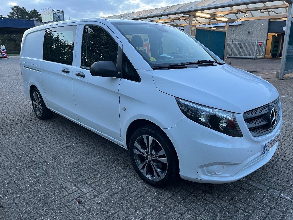 Mercedes vito 114 mixto 100kw, Achat, Boîte manuelle, Entretenue par le concessionnaire, Noir