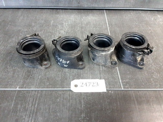 GSX750F 1998 - 2005 Suzuki Rubber D1-56256