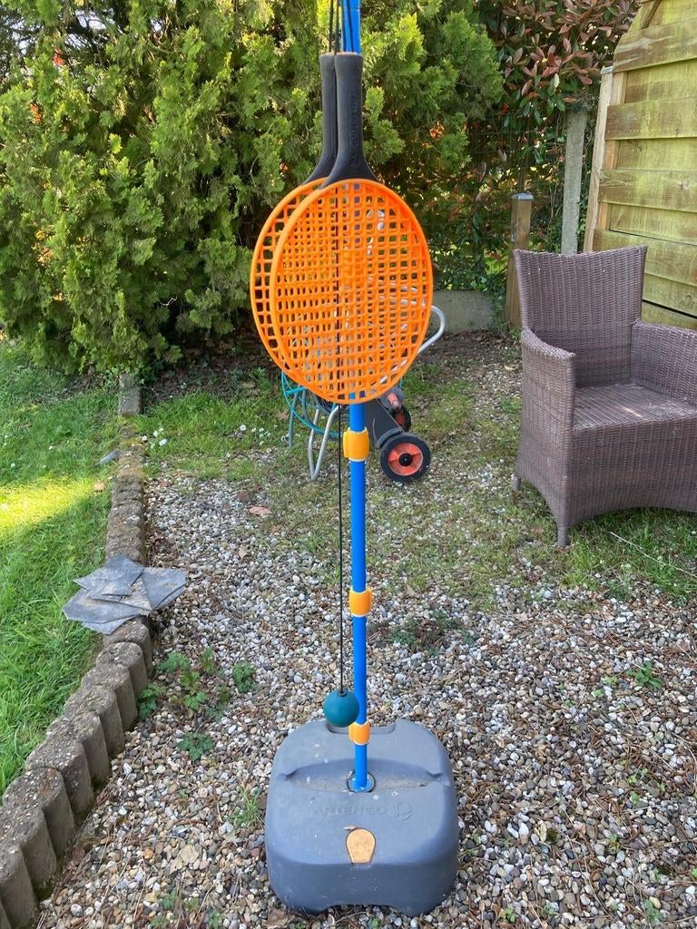 Tennis stok met 2 tennisrackets, Sports & Fitness, Tennis, Enlèvement