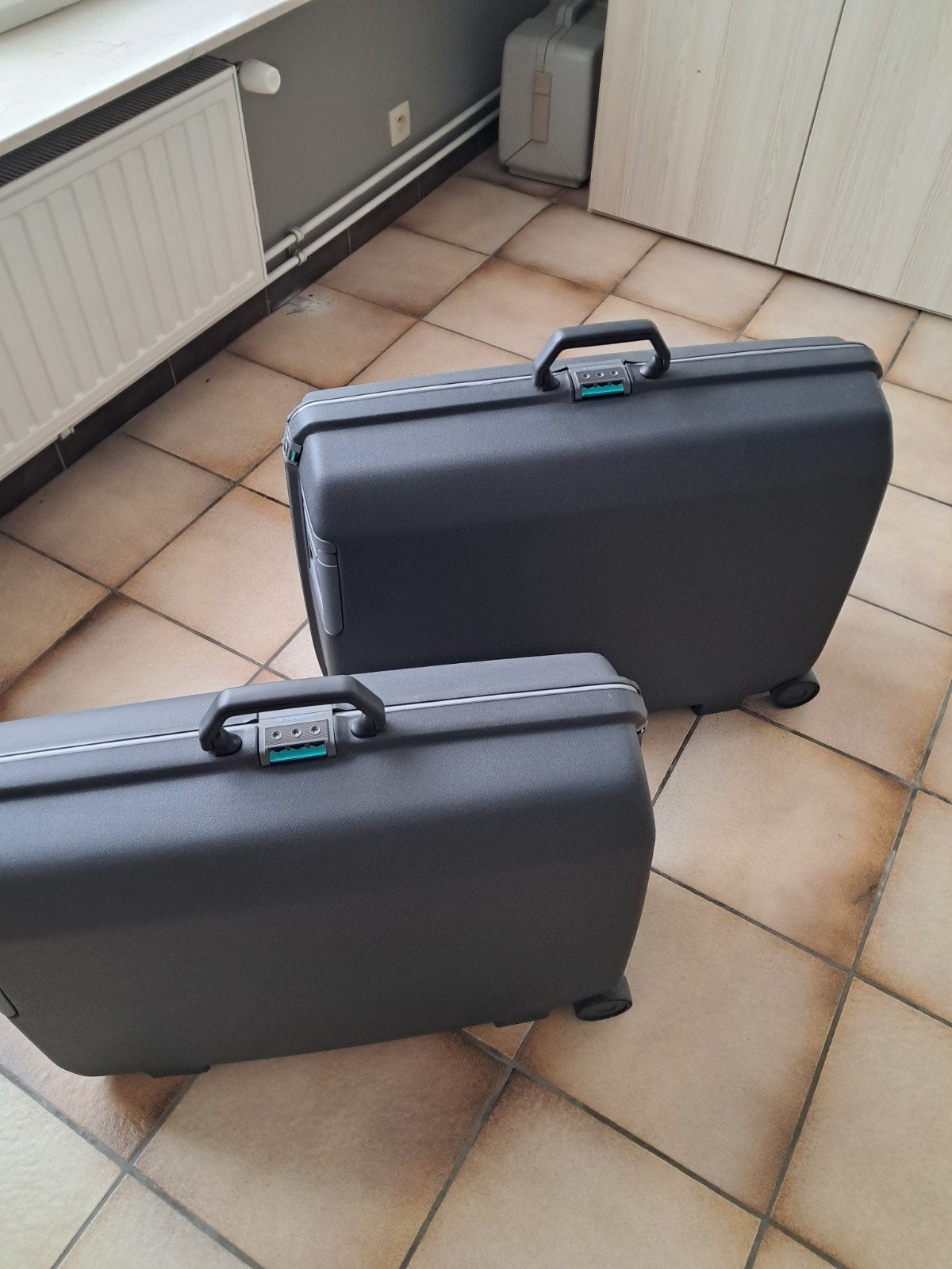 2 mooie Samsonite reiskoffers,70 euro voor beide, Hard kunststof, Ophalen of Verzenden, Zo goed als nieuw, 55 cm of meer