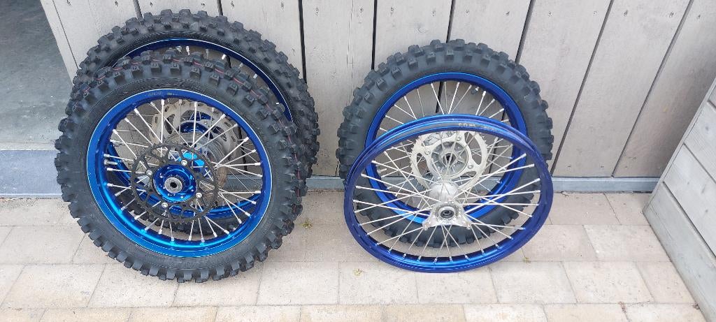 Yamaha 85cc wielen, Motoren, Ophalen