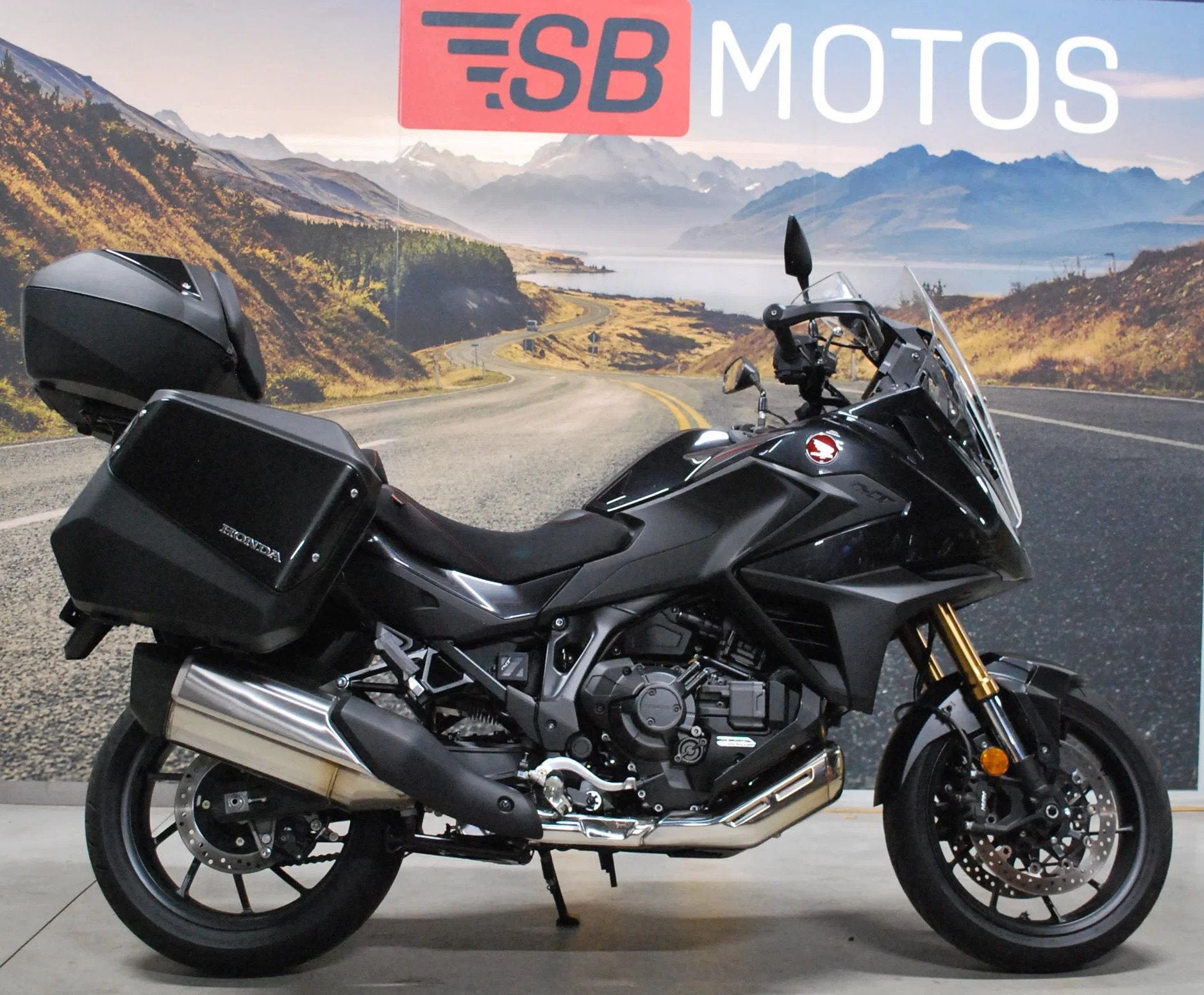 Honda NT1100DCT ES NT 1100 DCT ES (bj 2025), Motoren, Motoren | Honda, Bedrijf, ABS, Meer dan 35 kW, Overig