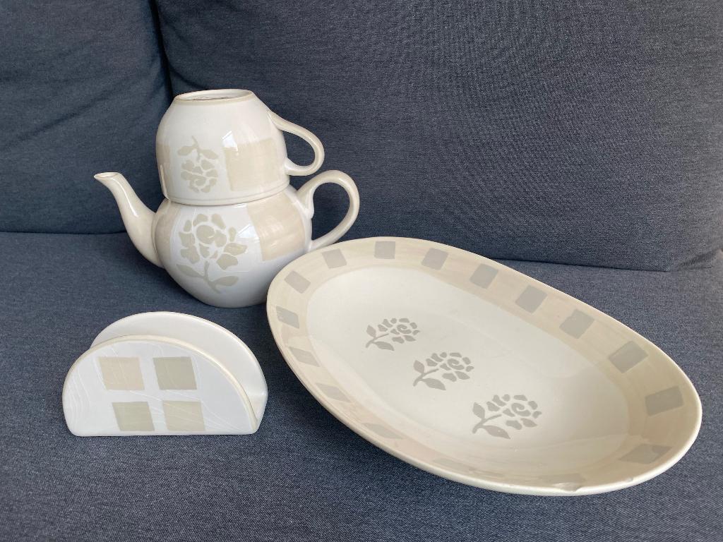 Theepot + andere, Huis en Inrichting, Ophalen, Gebruikt