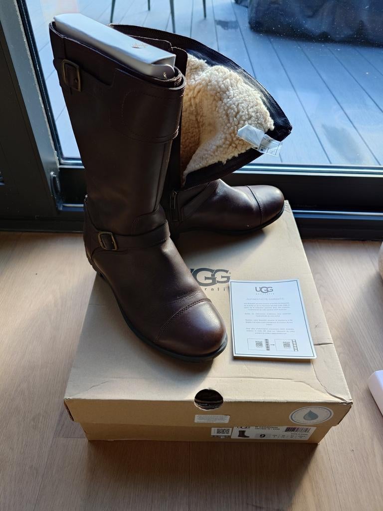 UGG laarzen Nieuw maat 40, Ophalen of Verzenden