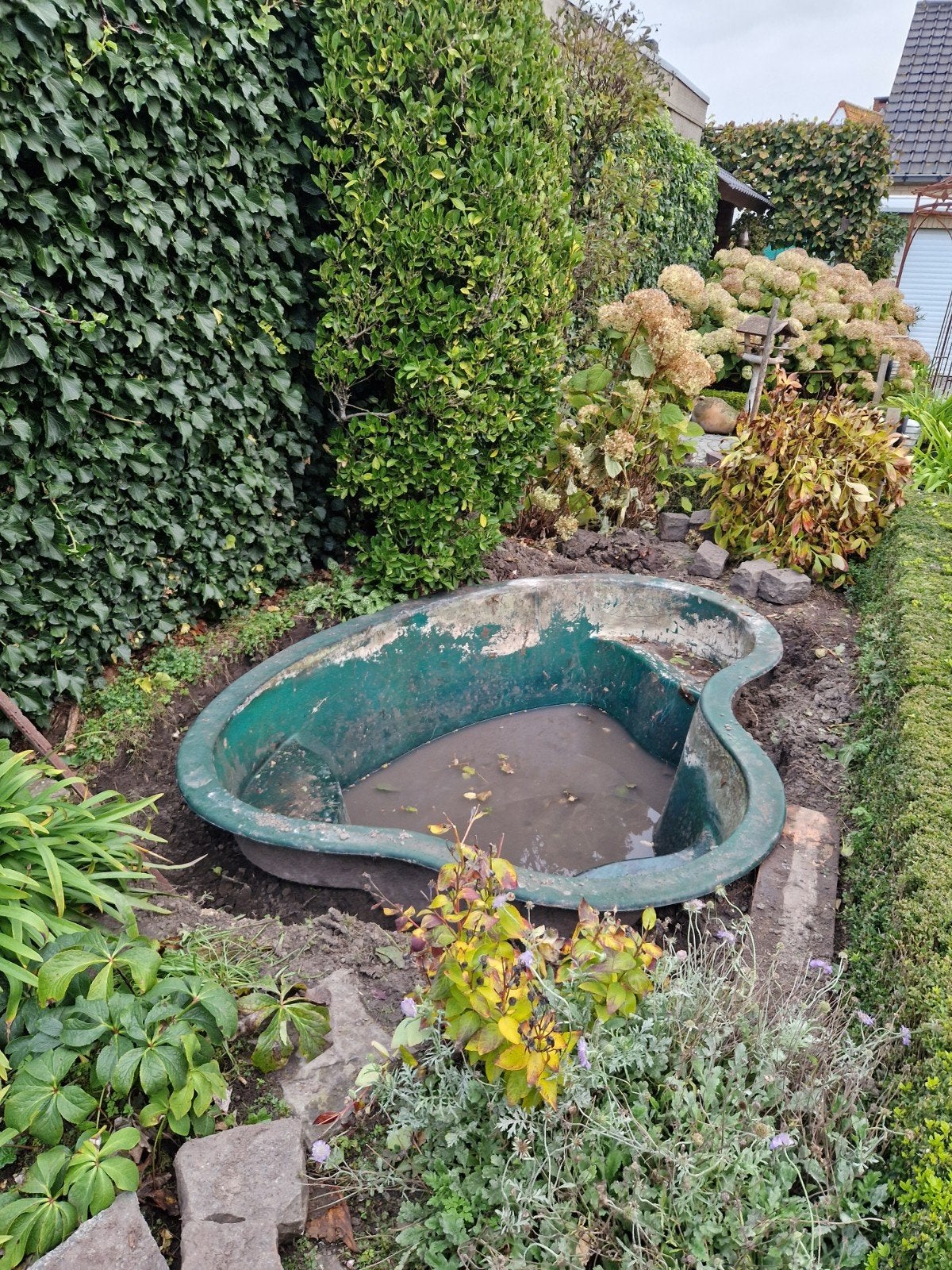 Visvijver, Jardin & Terrasse, Enlèvement