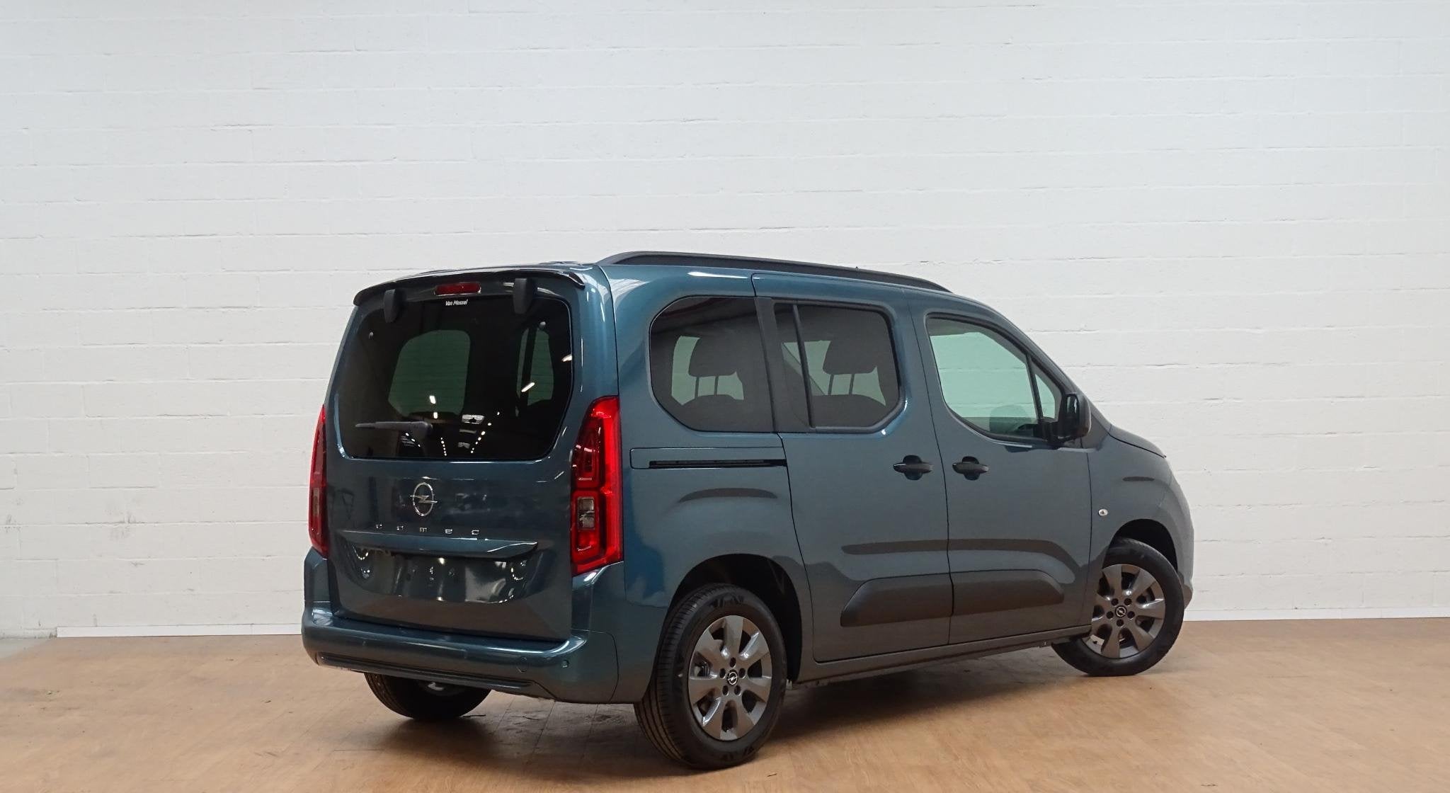 Opel Combo Life 1.2T Edition+gps+camera+park pilot achteraan, Autos, 144 g/km, Achat, 4 portes, Entreprise
