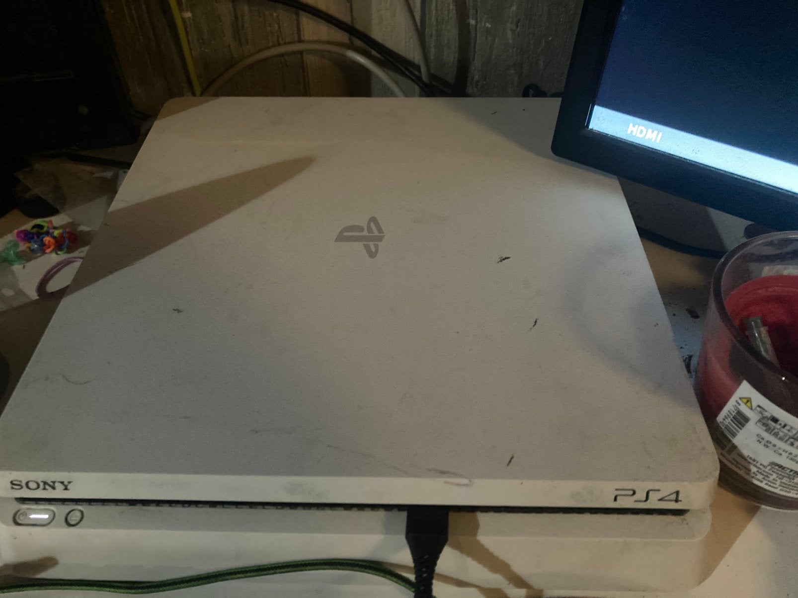 Ps4 blanche 500gb + manette + tv medion, Games en Spelcomputers, Spelcomputers | Sony PlayStation 4, 500 GB, Ophalen of Verzenden