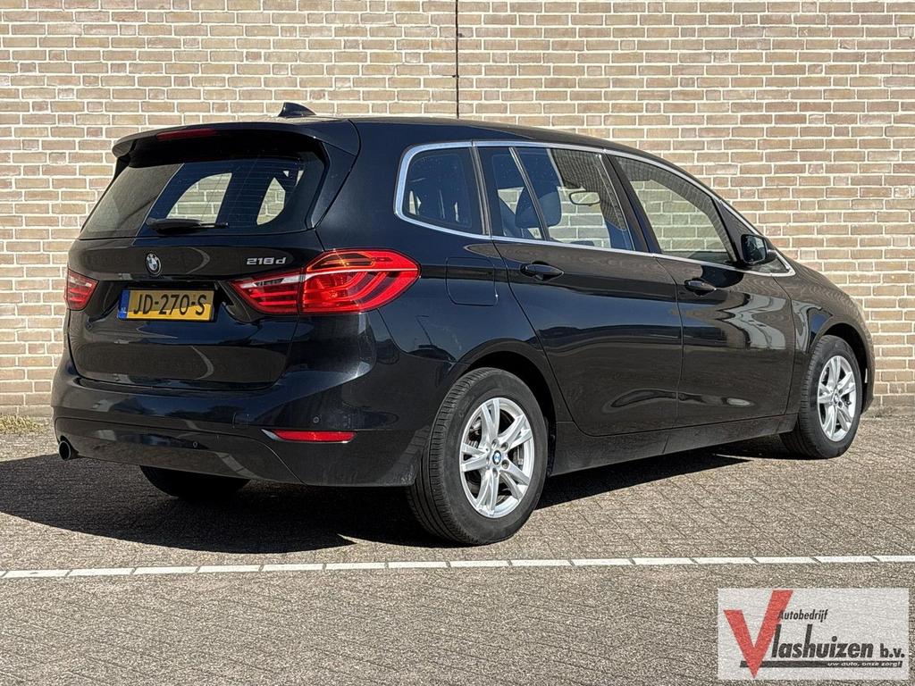 BMW 218 Gran Tourer 2-serie 218d Essential 7p. Automaat | HU, Auto's, BMW, Automaat, Monovolume, 2 Reeks, Zwart