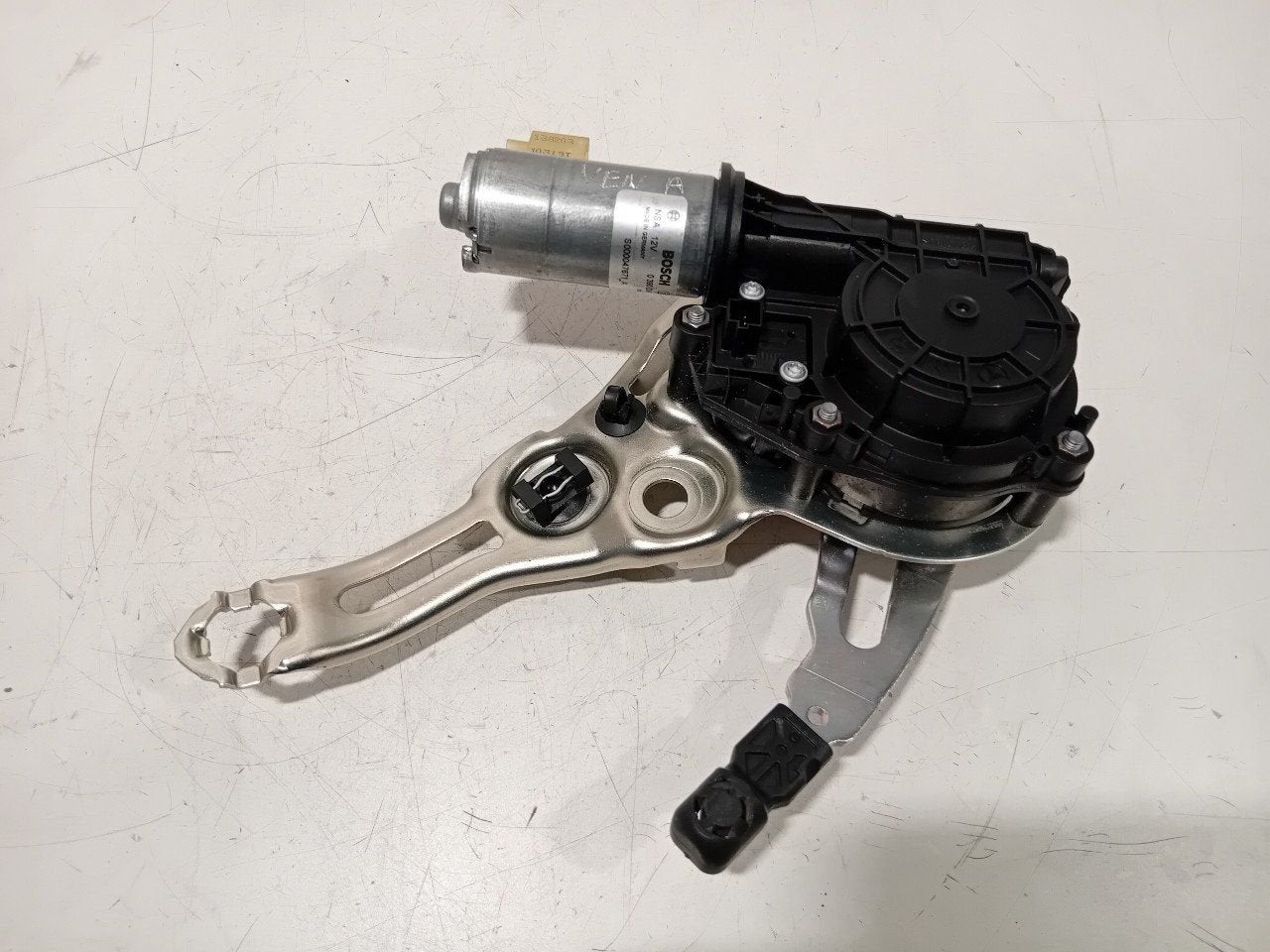 Achterklep motor Mercedes-Benz C-Klasse, Onderdelen@venauto.nl, Van der Ven Autorecycling B.V., Ettenseweg 76, 4706 PB Roosendaal, The Netherlands