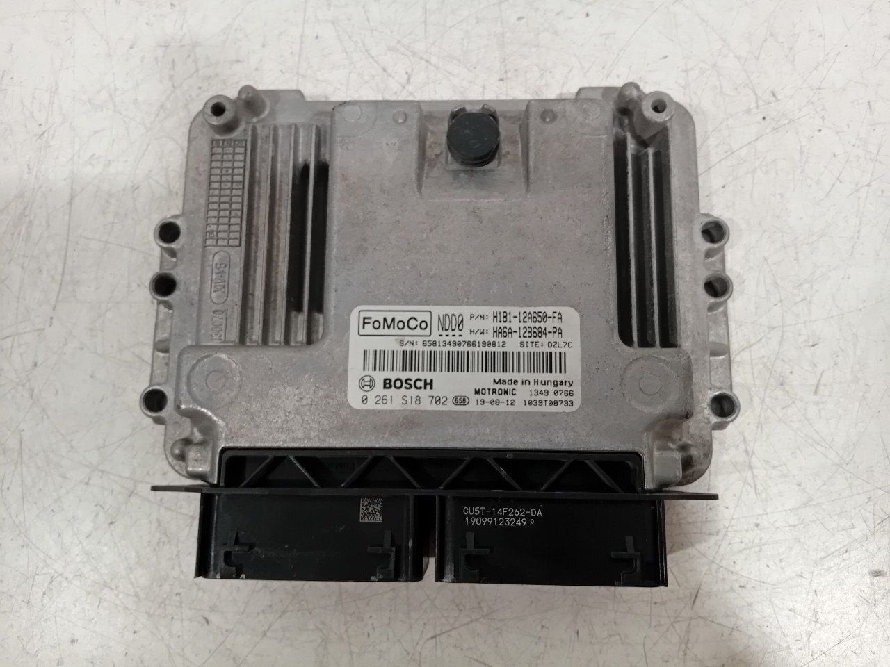 Computer motormanagement Ford Fiesta, Onderdelen@venauto.nl, Van der Ven Autorecycling B.V., Ettenseweg 76, 4706 PB Roosendaal, The Netherlands